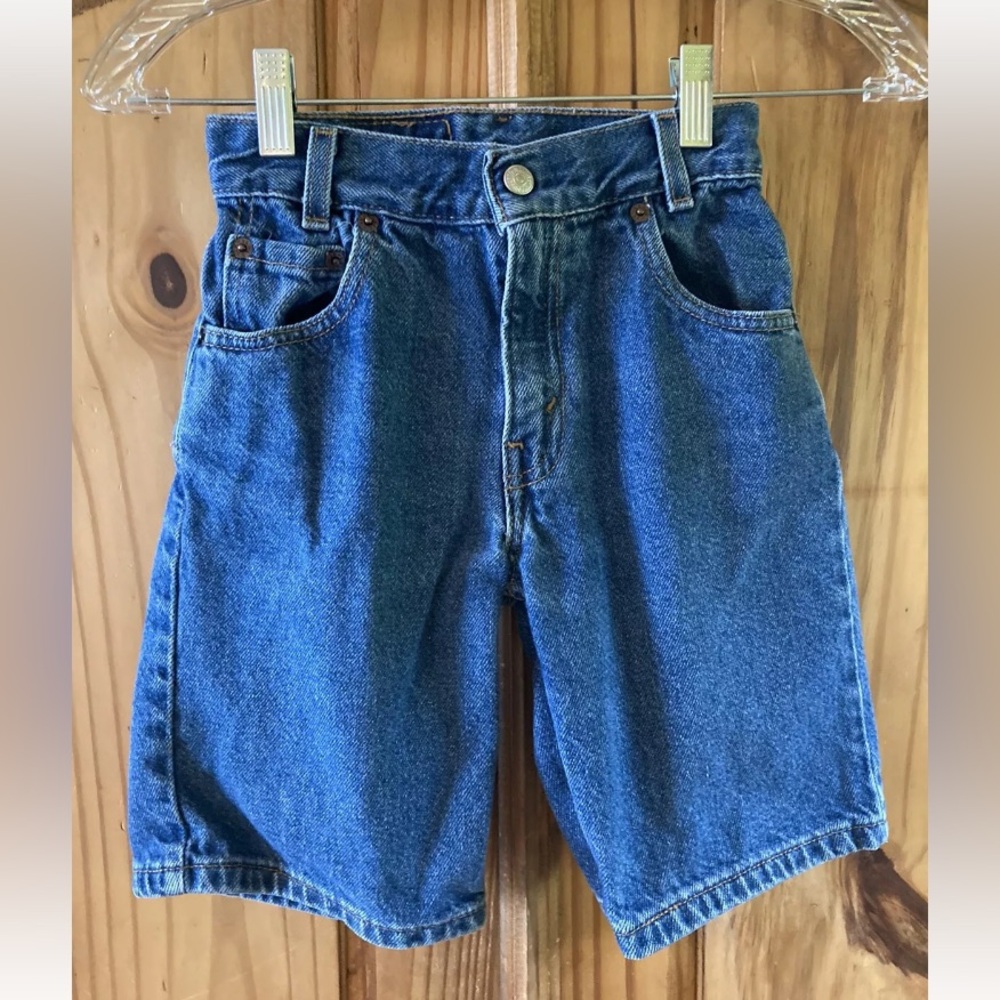 Boys Levi’s 550 Relaxed blue Jean denim shorts size 7X
